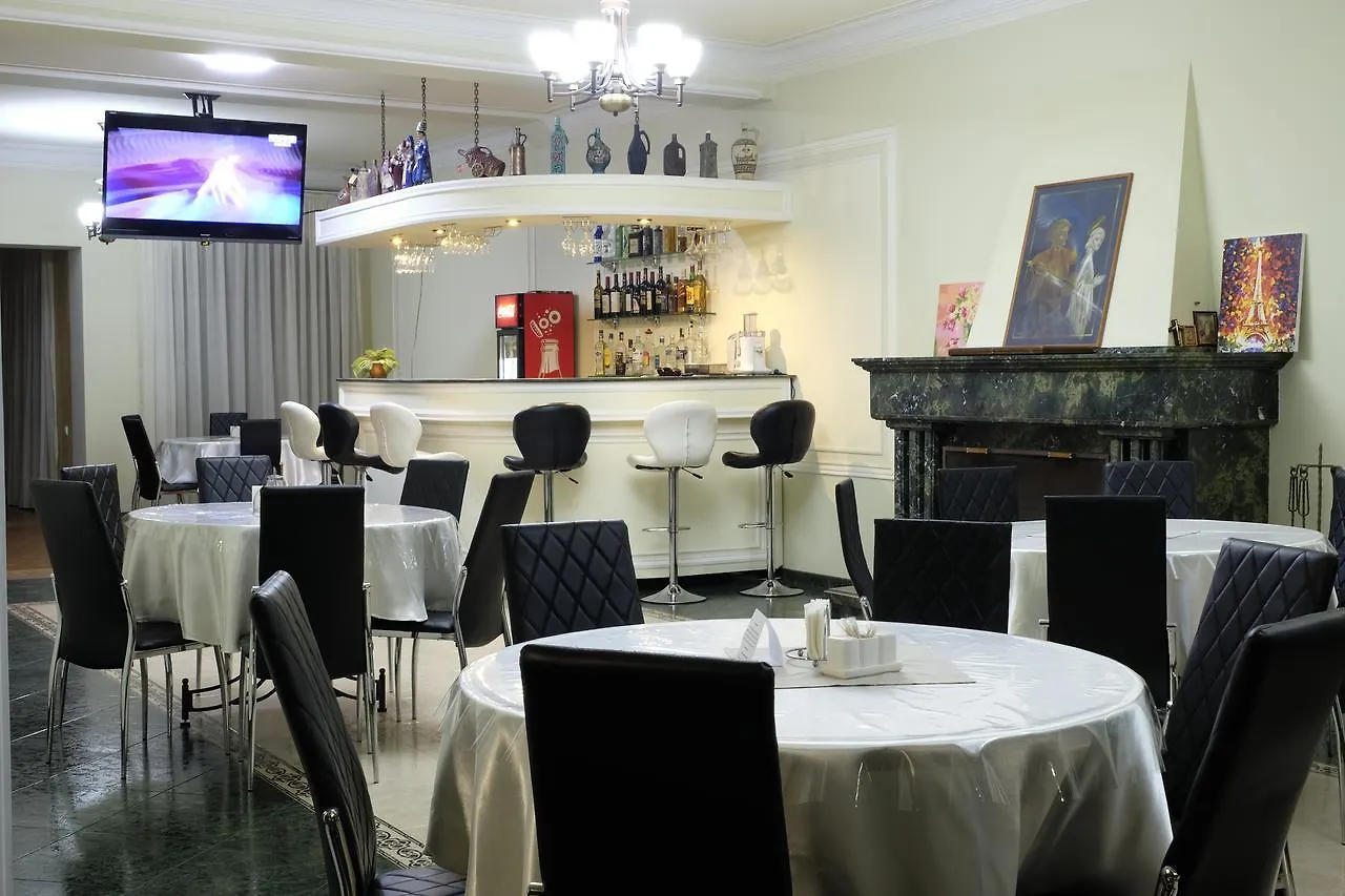 טביליסי S&L Boutique Hotel
